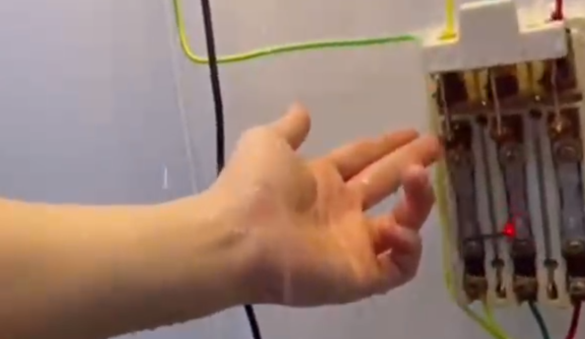 开云·官方端网页版登录入口-浸水防触电演示视频-电机