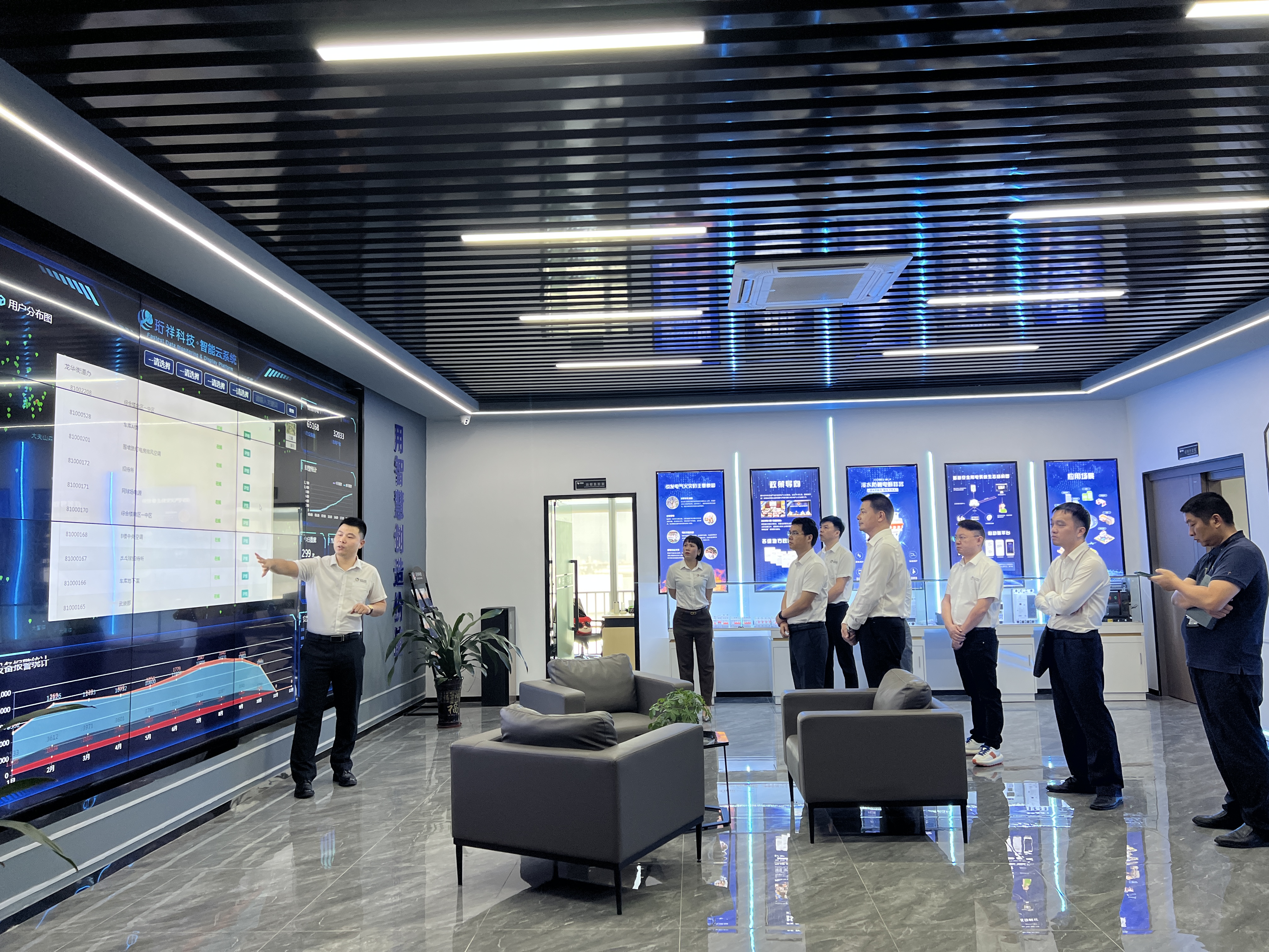 IMG_3712.JPG IMG_3712.JPG